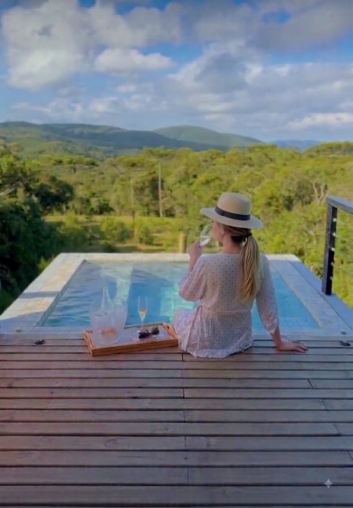 Cabana La Provence - piscina e vista da serra